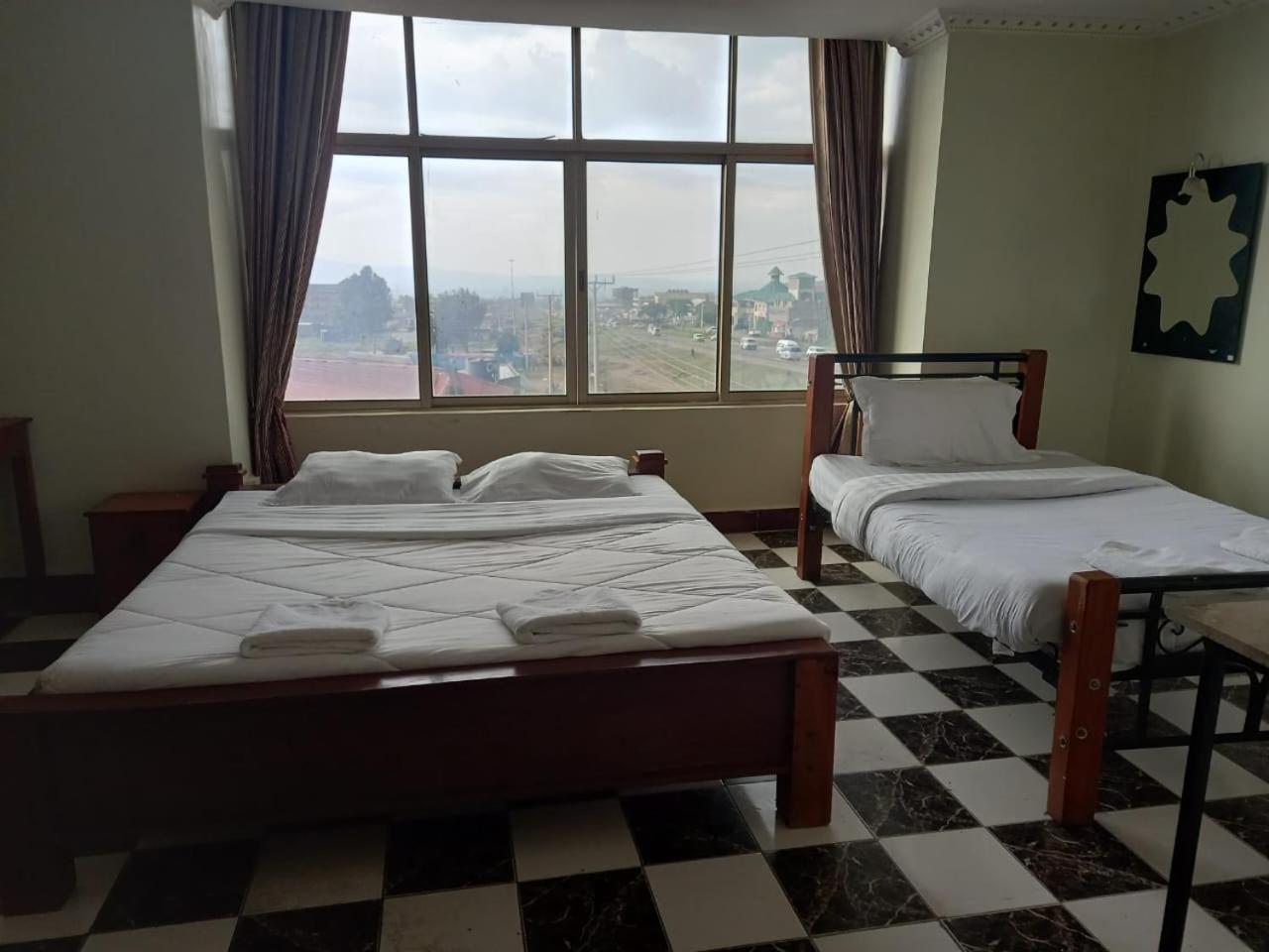 Newstead Hotel Naivasha Extérieur photo