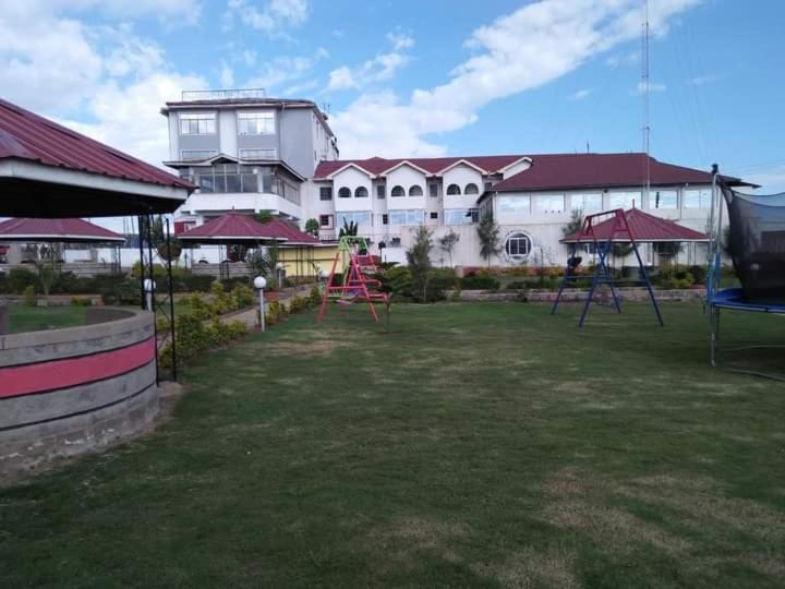 Newstead Hotel Naivasha Extérieur photo
