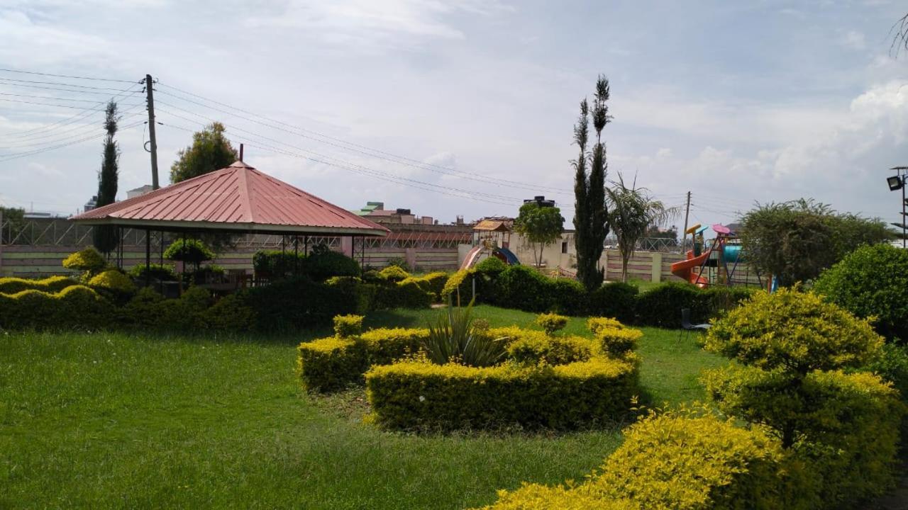 Newstead Hotel Naivasha Extérieur photo
