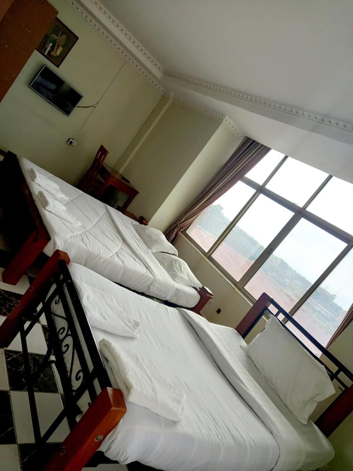 Newstead Hotel Naivasha Extérieur photo